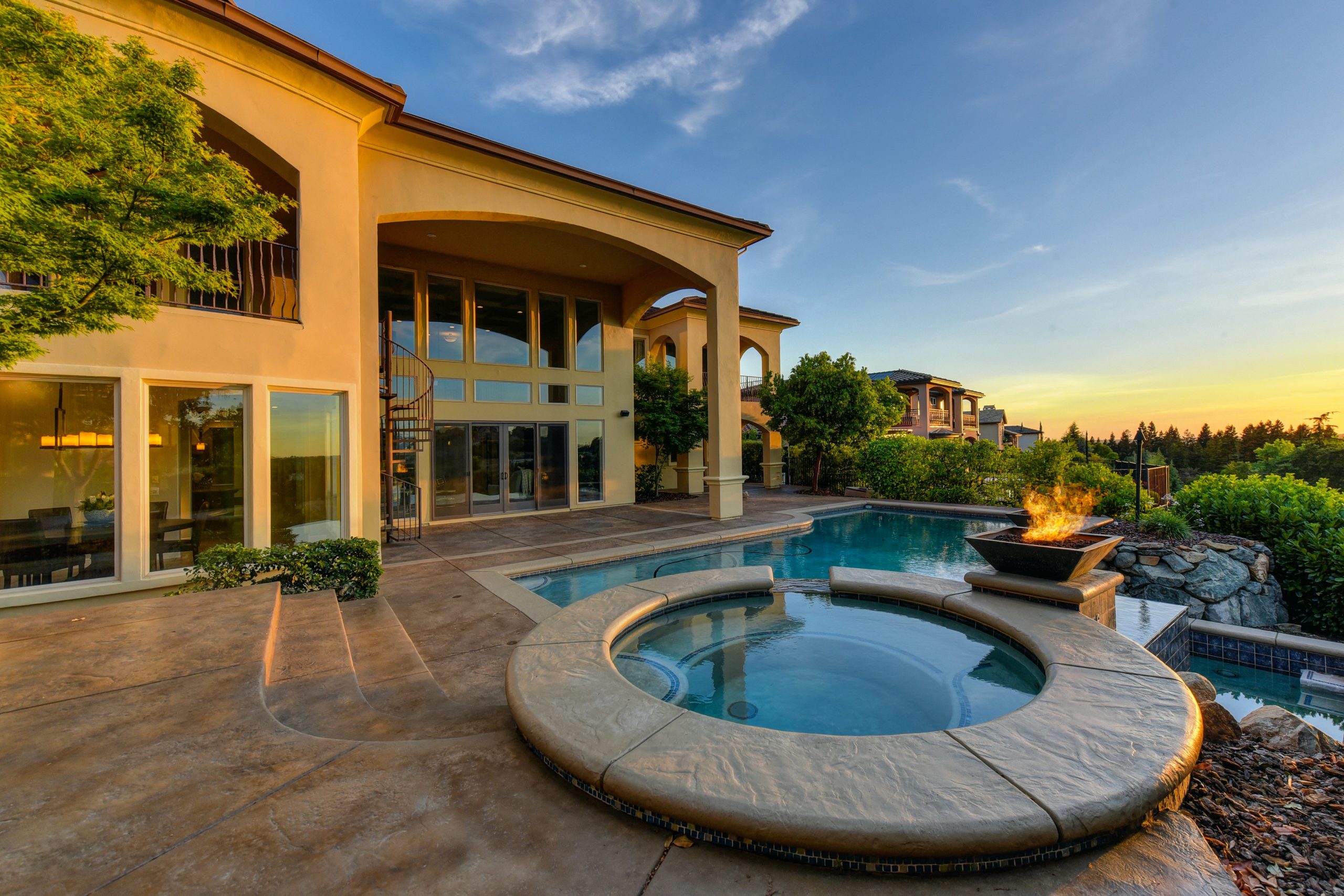 These Are The 5 Best Places Where You Can Invest Your Money